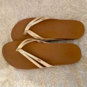Reef Cushion Joy Flip-Flops in Champagne Sz 8